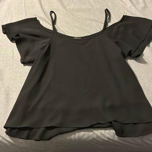 Black Off the shoulder top